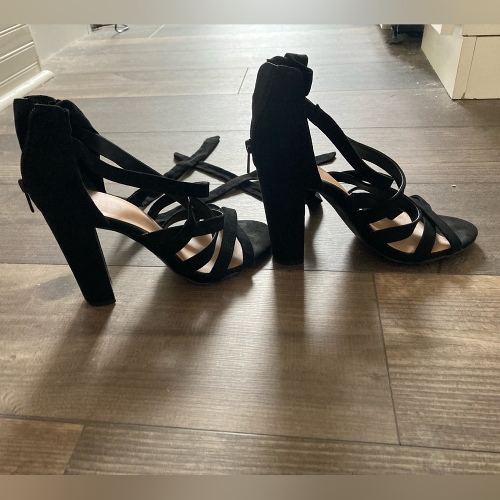 Torrid Sandals size 9 with 4" heels